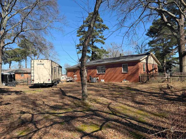 512 West Street, White Hall, AR 71602