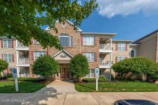 319 Sophee Lane, Lakewood, NJ 08701