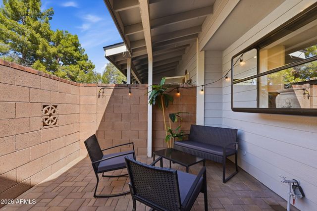4841 E KACHINA Trail 3, Phoenix, AZ 85044