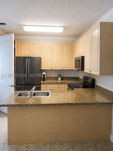 841 S Ocean Blvd, Pompano Beach, FL 33062