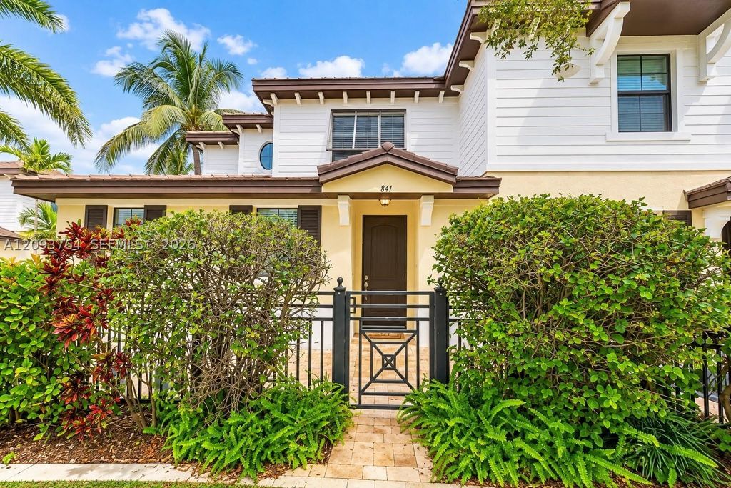841 S Ocean Blvd, Pompano Beach, FL 33062