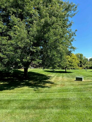 49850 Potomac Court, Shelby Twp, MI 48315