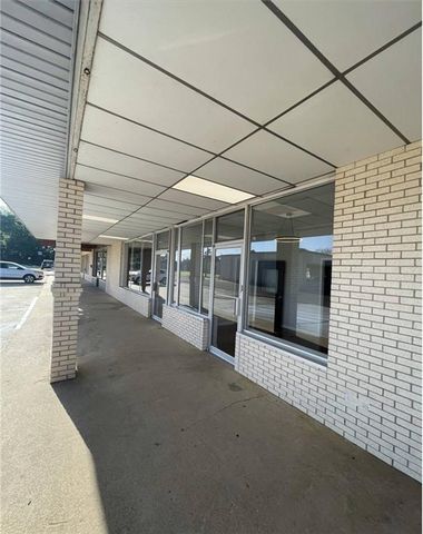 343 TUINCA Drive, Marksville, LA 71351