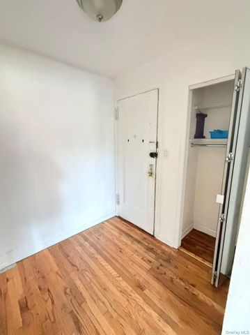 111-15 66th Avenue 2A, Forest Hills, NY 11375