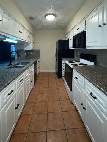 16222 Queensdale Drive, Houston, TX 77082