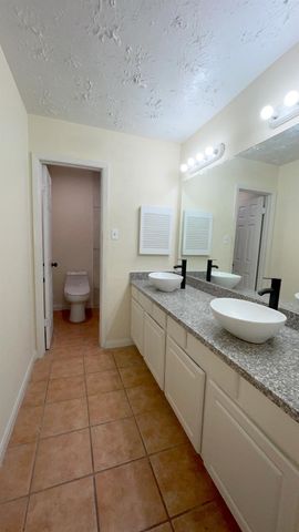 16222 Queensdale Drive, Houston, TX 77082