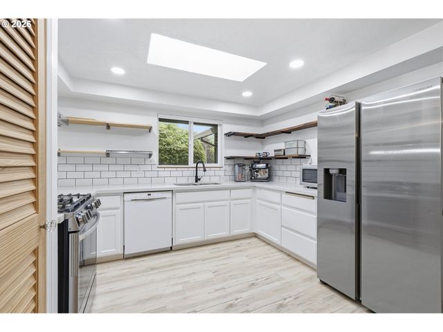 10515 Sw CLYDESDALE Ter, Beaverton, OR 97008