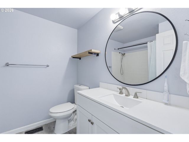10515 Sw CLYDESDALE Ter, Beaverton, OR 97008