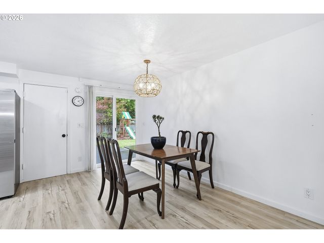 10515 Sw CLYDESDALE Ter, Beaverton, OR 97008
