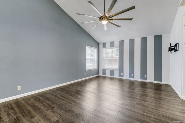120 S WINSTON LN, San Antonio, TX 78213