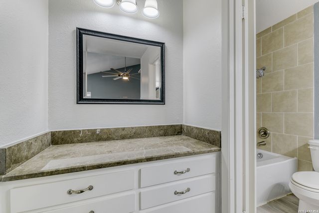 120 S WINSTON LN, San Antonio, TX 78213