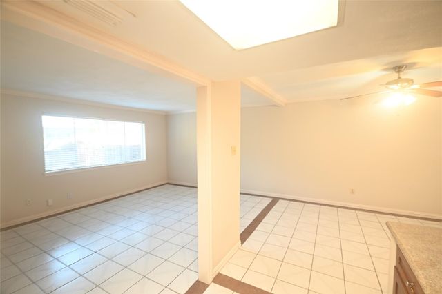 8340 La Roche Lane, Houston, TX 77036