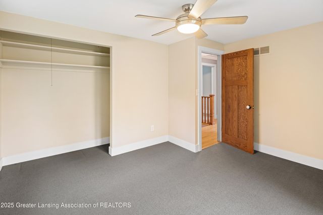 1000 Fox Hills Drive, East Lansing, MI 48823