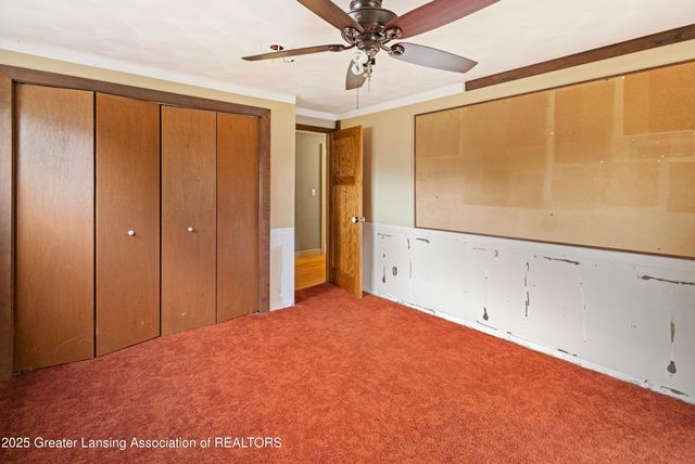 1000 Fox Hills Drive, East Lansing, MI 48823