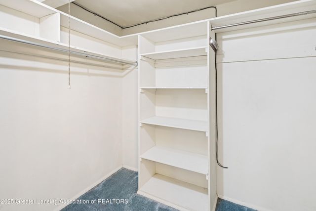 1000 Fox Hills Drive, East Lansing, MI 48823