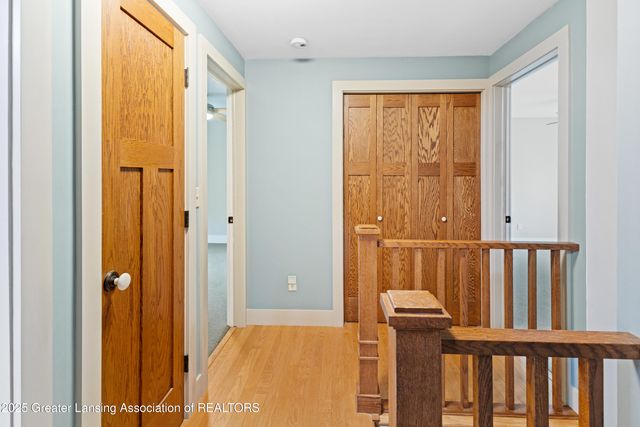 1000 Fox Hills Drive, East Lansing, MI 48823