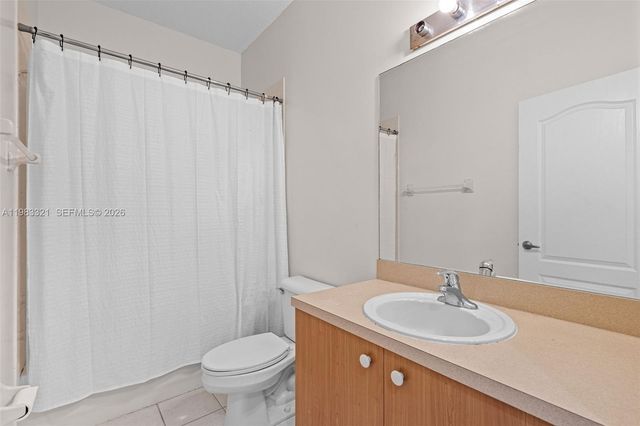 3760 NE 10th St, Homestead, FL 33033