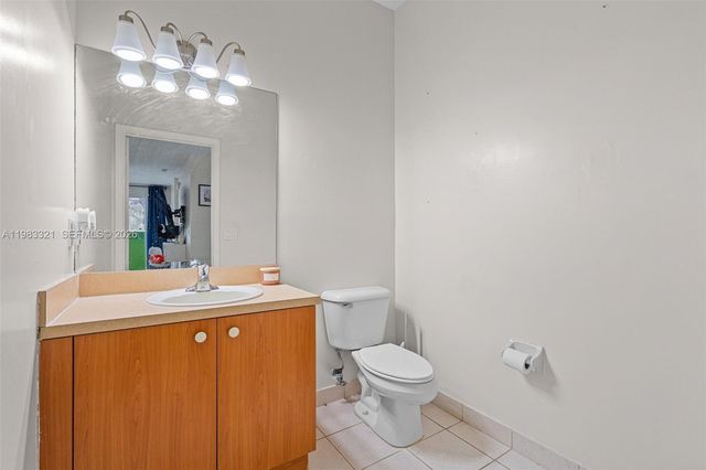 3760 NE 10th St, Homestead, FL 33033