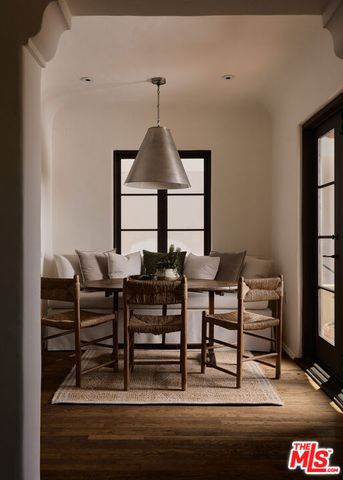 7939 Hillside Avenue, Los Angeles, CA 90046