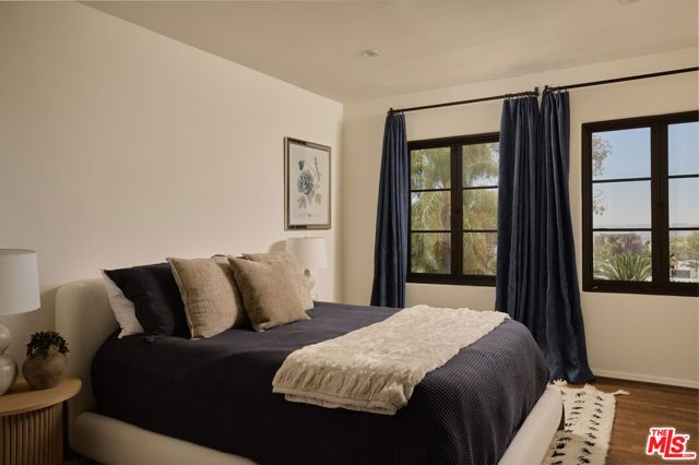 7939 Hillside Avenue, Los Angeles, CA 90046