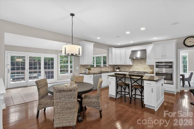 6017 Autumn Blossom Lane, Waxhaw, NC 28173