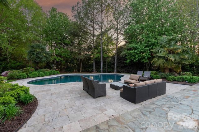 6017 Autumn Blossom Lane, Waxhaw, NC 28173