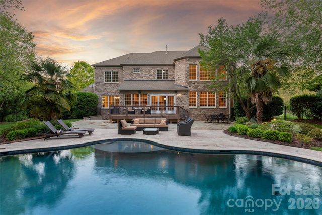 6017 Autumn Blossom Lane, Waxhaw, NC 28173