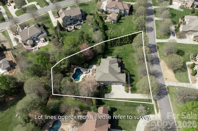 6017 Autumn Blossom Lane, Waxhaw, NC 28173