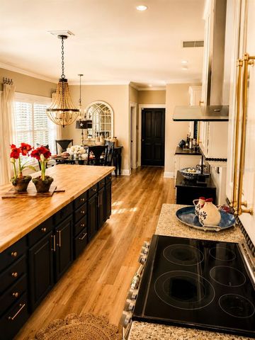 3922 NW 69TH STREET, Gainesville, FL 32606