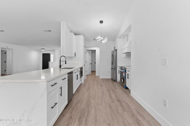 6369 SPRING HOLLOW Court, Jacksonville, FL 32218