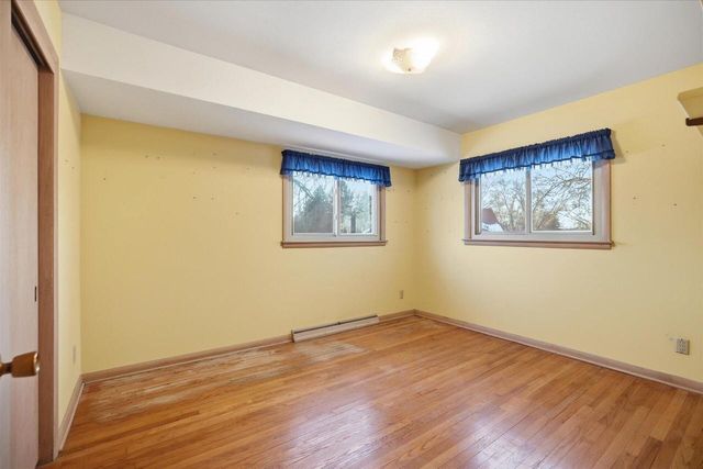 N72W15292 Patio COURT, Menomonee Falls, WI 53051