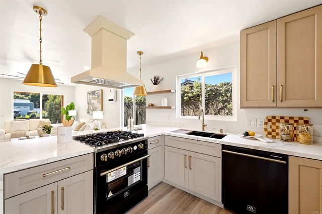 115 65 Street, San Diego, CA 92114