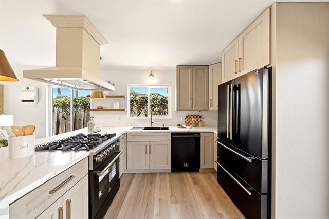 115 65 Street, San Diego, CA 92114