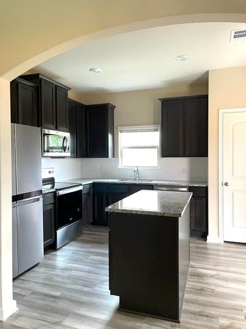 1149 Beaverwood Lane, Crowley, TX 76036