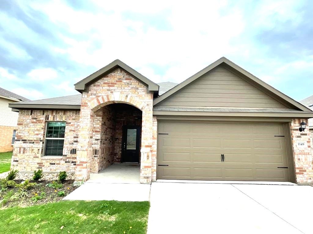 1149 Beaverwood Lane, Crowley, TX 76036