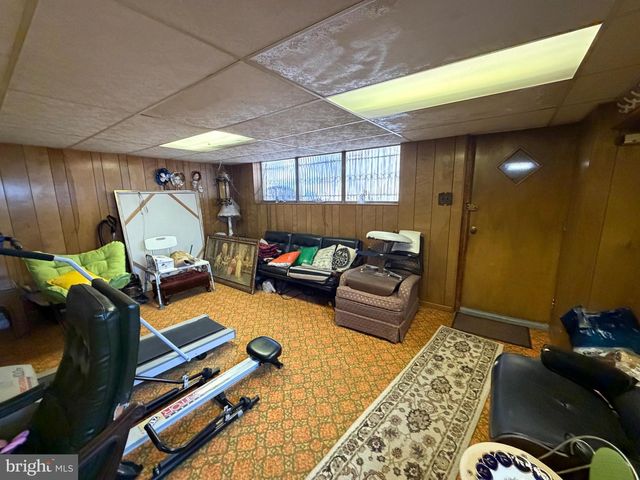 747 GREYMONT ST, Philadelphia, PA 19116