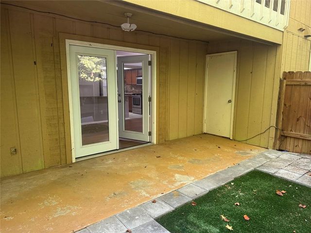 2207 Surrey Court SE, Marietta, GA 30067