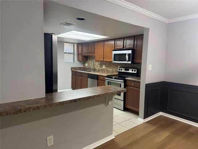 2207 Surrey Court SE, Marietta, GA 30067
