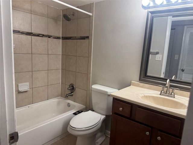 2207 Surrey Court SE, Marietta, GA 30067