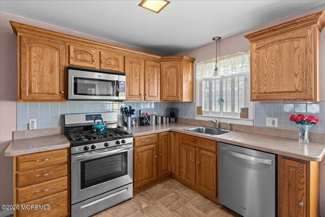 939 Clifton Street, Forked River, NJ 08731