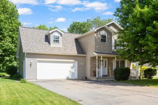 2697 Creekside Lane, Morris, IL 60450