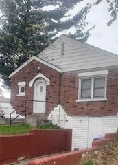 4209 Edgewood, Normandy, MO 63121