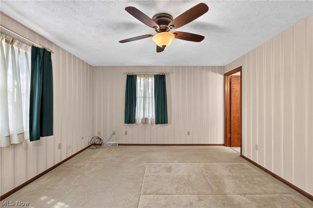2537 Dogwood Drive NE, Massillon, OH 44646