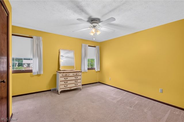 2537 Dogwood Drive NE, Massillon, OH 44646