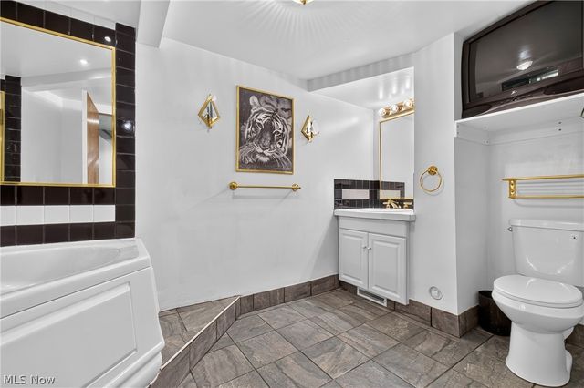 2537 Dogwood Drive NE, Massillon, OH 44646