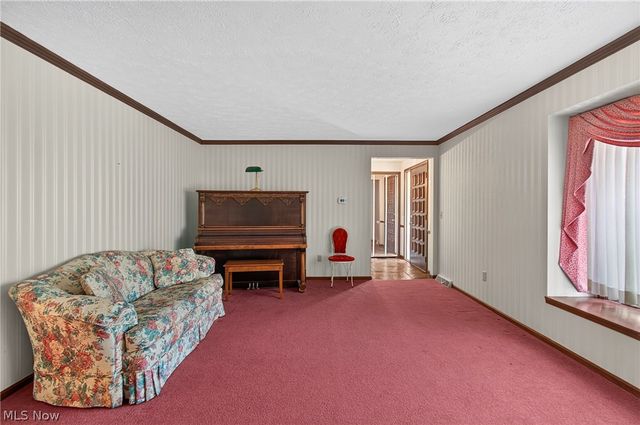 2537 Dogwood Drive NE, Massillon, OH 44646