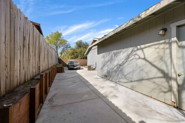 8617 El Sobrante Way, Orangevale, CA 95662