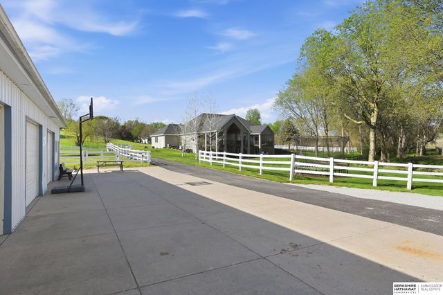 1544 Kameo Drive, Fort Calhoun, NE 68122