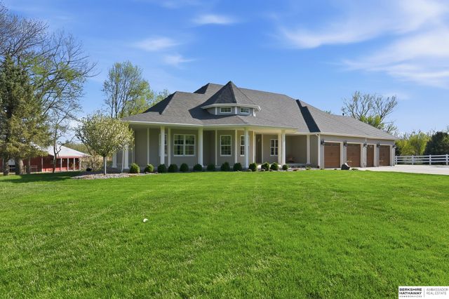 1544 Kameo Drive, Fort Calhoun, NE 68122
