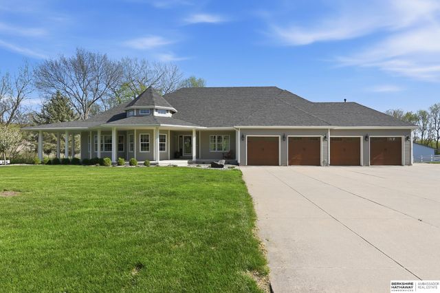 1544 Kameo Drive, Fort Calhoun, NE 68122
